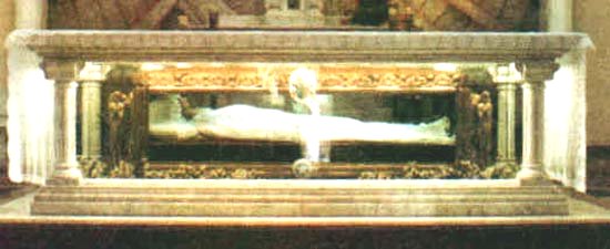 The incorrupt body of Saint Narcisa Martilla Moran